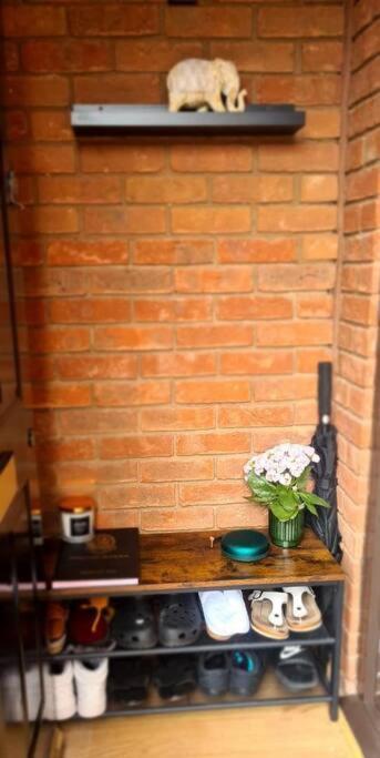 Lovely 2 Bedroom Flat With Free Parking New Southgate Extérieur photo